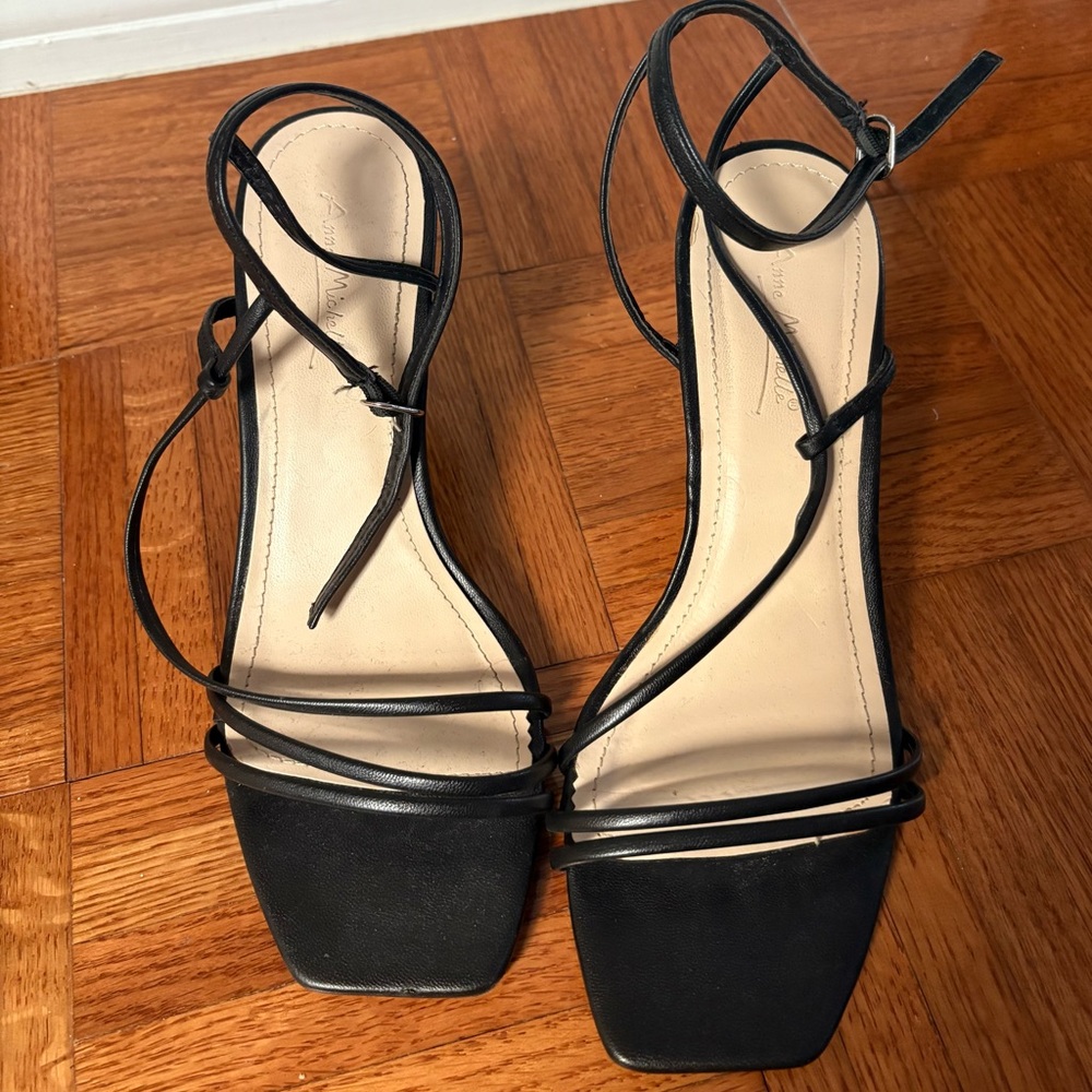Anne Michelle Black Strappy Sandals Size 7